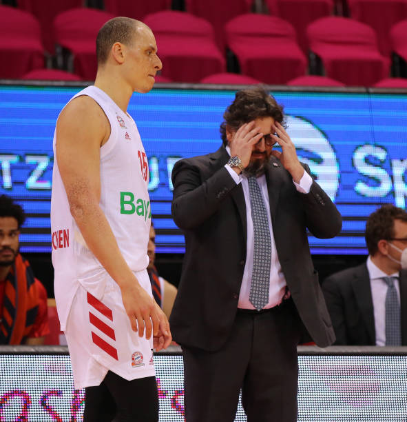 而球迷的吐 而球迷的吐