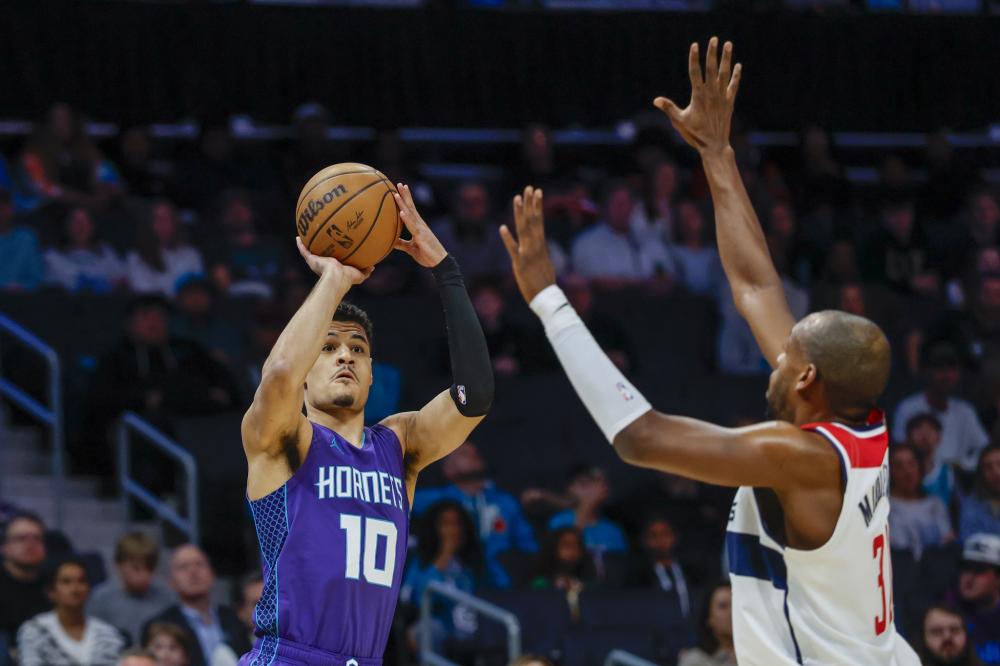 国际足联推 国际足联推