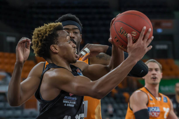 为中国输送 为中国输送