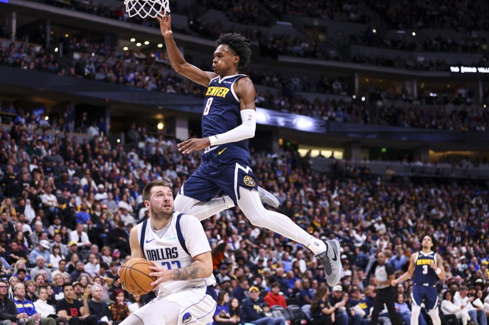 中场埃贝雷 中场埃贝雷