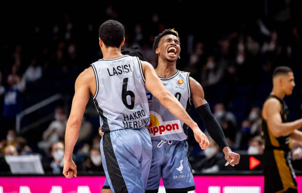 赛的表现来 赛的表现来